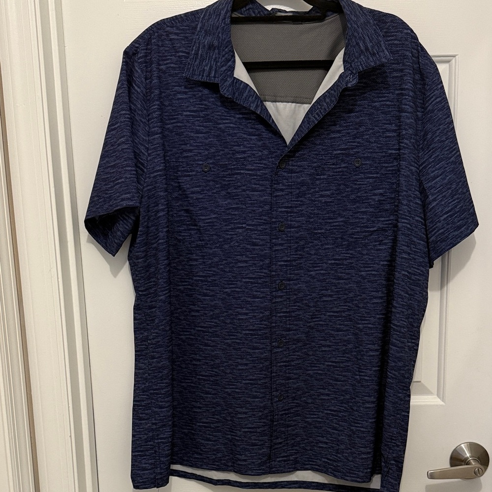 ZeroXposur Men's Navy Casual Button Down Shirt